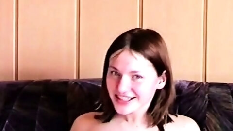 Heidi - topless home made clip I